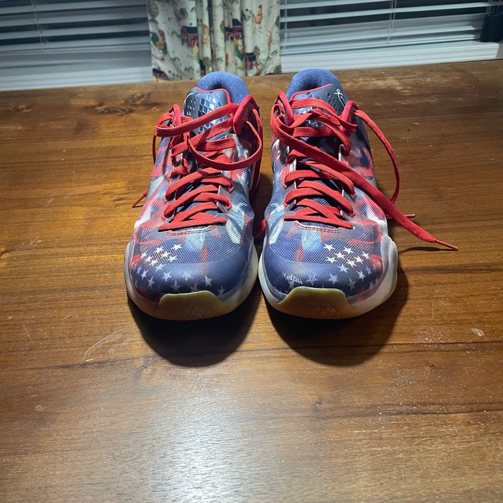 Independence Day Kobe 10 size 13